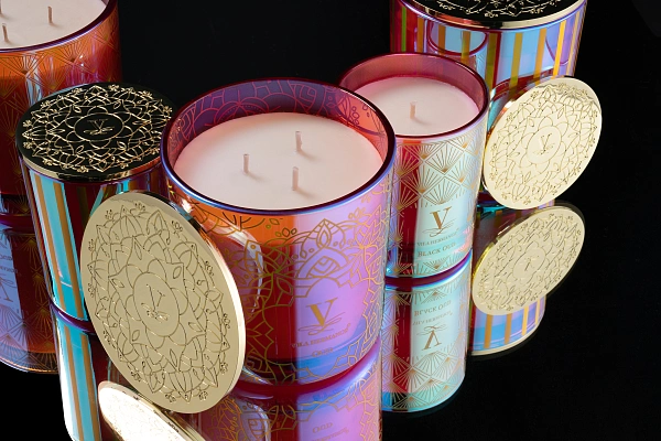Oud Collection свеча Black Oud red 500г